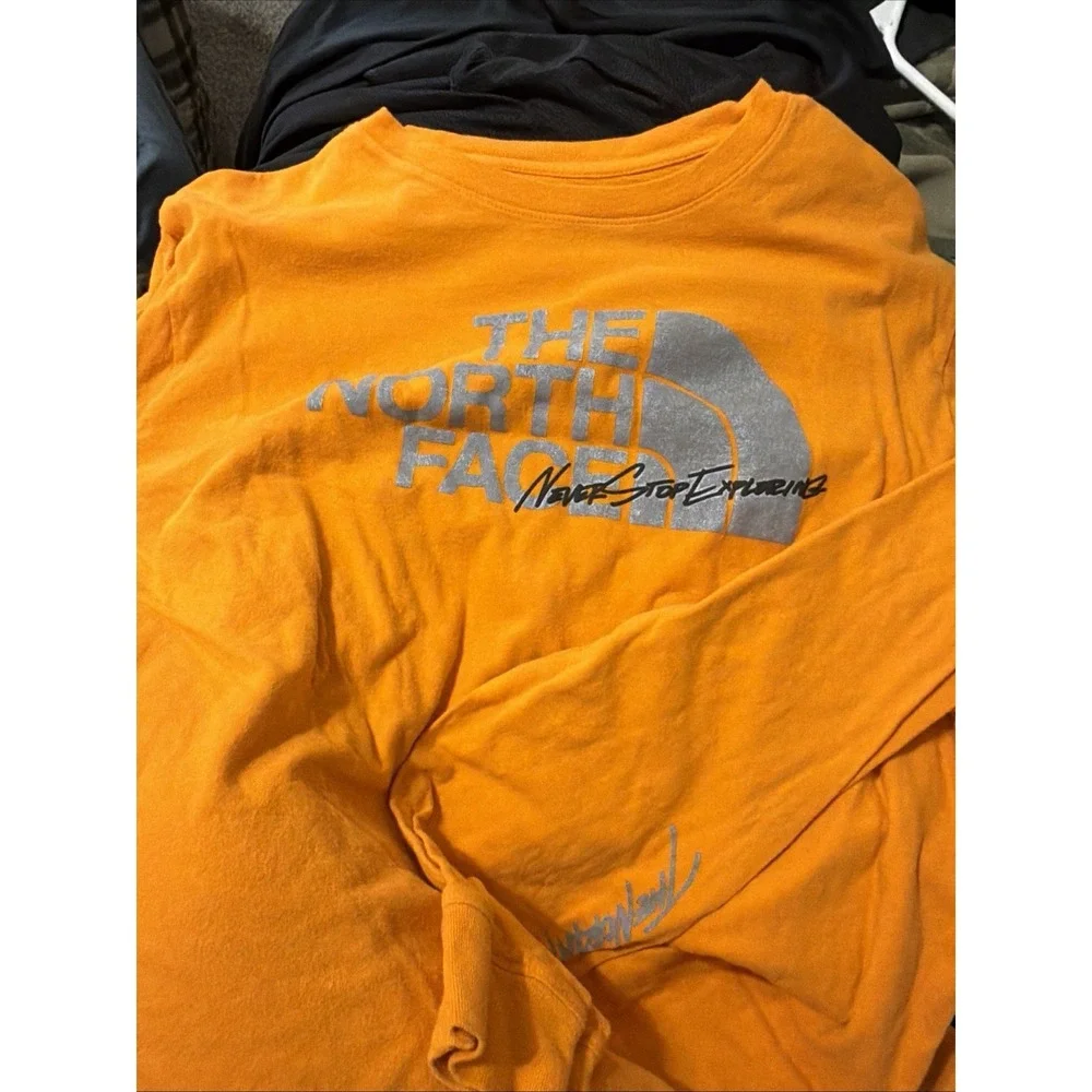 The North Face Men's‎ Long Sleeve Orange T-Shirt Size L